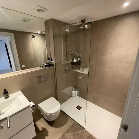 Apartamento De Una Habitacion Con Terraza Grande Cerca De Barcelona Badalona Exterior foto